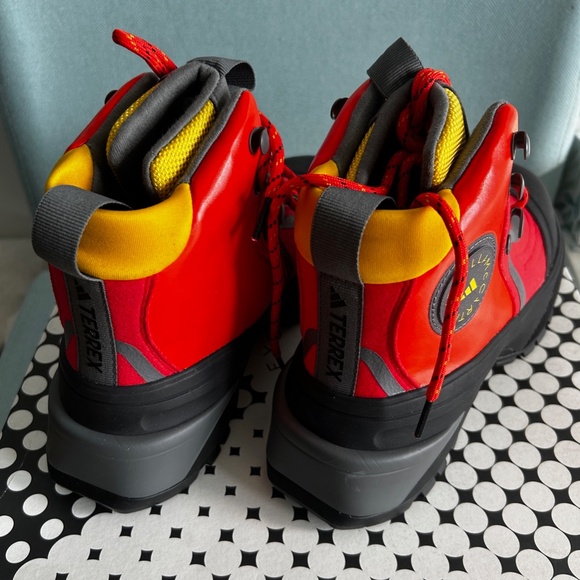 Adidas by Stella McCartney Terrex hiking boots - Picture 4 of 10
